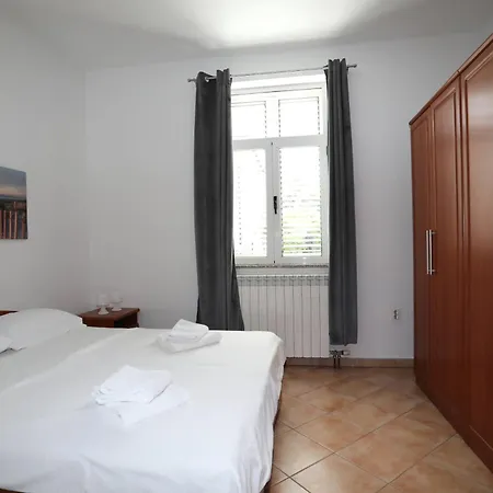Choco Corner Apartment Pula